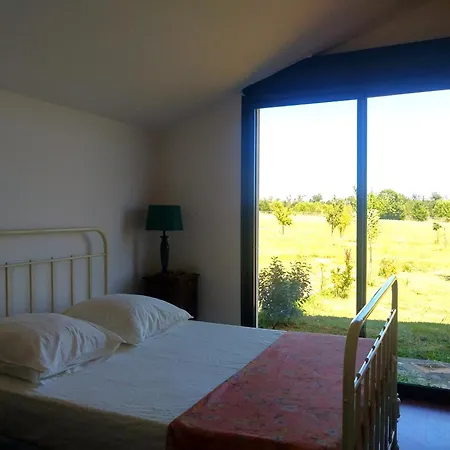 Nature Face Aux Etangs - - 4 Personnes - Jardin - Terrasse - Parking - بيت للعطل